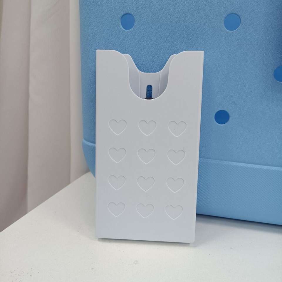 universal-eco-friendly-fashion-phone-holder